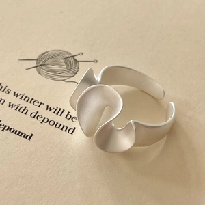 Irregular textured wave S925 sterling silver ring with a minimalist matte finish