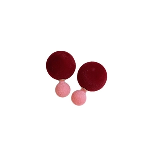 Boucles d'oreilles double perle floquée bordeaux et rose avec finition dorée