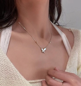 Butterfly Pendant Necklace For Women Titanium Steel Gold Plated White Mother Of Artificial Pearl Shell Cubic Zirconia Elegant