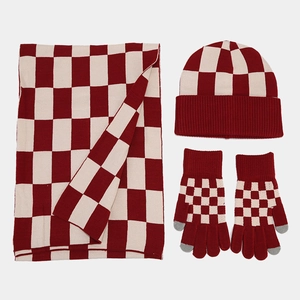 Ensemble hiver 3 pièces tricoté à damier rouge et blanc avec bonnet, écharpe et gants