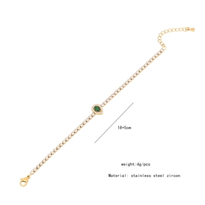 Détail du bracelet en acier doré avec zircon vert et dimensions du produit