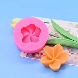 Minimalist frangipani silicone mold with 5-petal flower shape for fondant and soap crafting