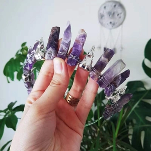 Gothic Natural Raw Crystal Quartz Crown Tiara Handmade Wire Wrapped Crow Skull Headband Bohemian Witch Wedding Headpiece