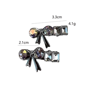 Mini bow-shaped hair clips for women with colorful rhinestones in retro alloy finish