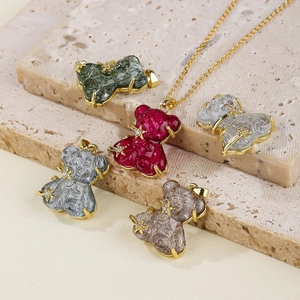 Collier Pendentif Ours Cuivre Plaqué Or 18K Résine Colorée Étoile Zircon Polyvalent Mode Haut De Gamme Pour Femmes
