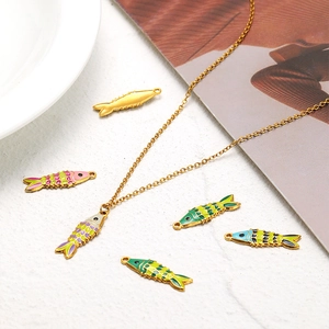 Pendentifs poissons dorés en émail coloré pour la création de bracelets DIY