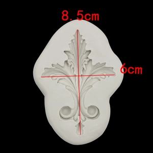 Detaillierte 8,5x6cm Größenanzeige der Silikonform mit Barockblattmuster für Fondant