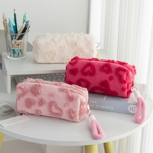 Kawaii Heart Plush Pencil Case Large Capacity Sherpa Fleece Stationery Pouch Zipper Storage Makeup Bag For Girls Student