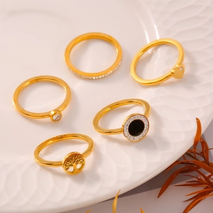 Titanium Steel 18K Gold Plated Tree Of Life Heart Ring For Women Zirconia Fashion Jewelry Minimalist Stackable Finger Ring