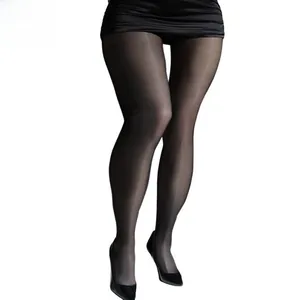 Detail of 1D ultra-thin black oil glossy pantyhose with high-shine pearlescent finish