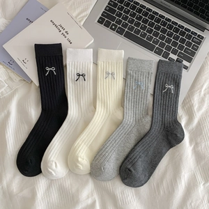 Five pairs of thin cotton mid-calf socks with bow embroidery in various neutral grey tones