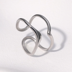 Minimalistische dubbellaagse golvende open ring in gepolijst zilver voor dames