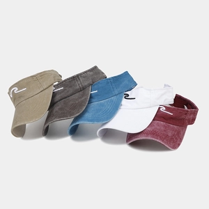 Colori assortiti di visiere parasole in cotone lavato con ricamo a forma di onda