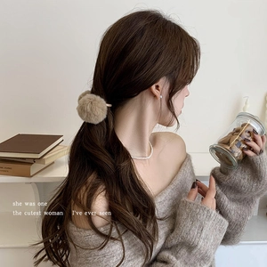 Faux Fur Plush Hair Claw Clip Fluffy Korean Style Autumn Winter Sweet Elegant Hair Accessories For Women Girls