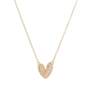 Elegante collar bañado en oro con un colgante de corazón de circonita rosa brillante