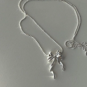 Minimalist 925 sterling silver bow pendant necklace with polished ball chain design