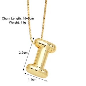 Detailed view of golden balloon letter I pendant with box chain and dimensions info