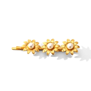 Golden sunflower hair clip with pearls made of 18K gold plated stainless steel
