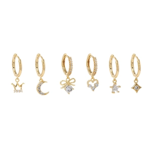 Set de 6 pendientes bañados en oro con dijes de estrella, luna y corazón para mujer