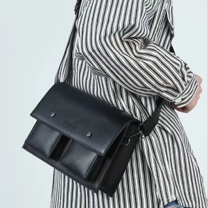 Men Messenger Bag Retro PU Leather Crossbody Bag Flip Cover Double Front Pockets Adjustable Strap Fashion Streetwear For Male