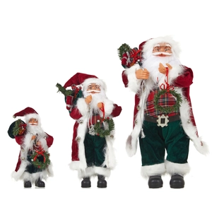 Classic Santa Claus figurines in three sizes with red velvet coats and Christmas wreaths