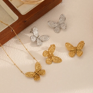 Butterfly Necklace And Earrings 18K Gold Plated Stainless Steel Hollow Butterfly Design Fashion Jewelry For Women