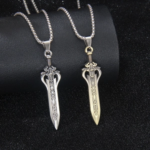 Collana Con Pendente A Spada Pugnale In Lega Con Catena Box In Acciaio Inossidabile Stile Retro Gothic Punk Unisex