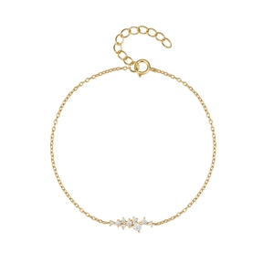 Detail of adjustable 18K gold S925 silver bracelet with clustered round cubic zirconia