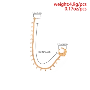 Detailed technical diagram showing dimensions and 4.9g weight of the gold nose-to-ear chain