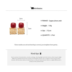 Spécifications détaillées de taille et matériau pour boucles d'oreilles en zircon rouge