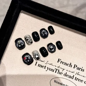 Handmade Black Cat Press On Nails Short Round Cute Silver Glitter Cat Paw Print Fake Nails Set For Women Daily Manicure
