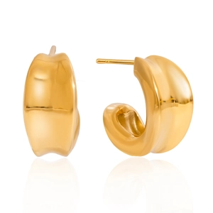 Polished thick gold hoop earrings in stainless steel with elegant mirror reflection