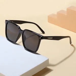 Occhiali Da Sole Quadrati Oversize Per Uomo E Donna Protezione UV400 Moda Retrò Montatura In PC Viaggio Classico