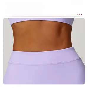 Detail of high-waisted lavender sports skirt featuring a wide anti-slip waistband design