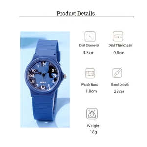 Details der blauen Camouflage-Quarzuhr mit Produktspezifikationen und Abmessungen