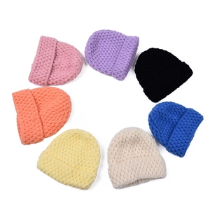 Winter thick knit beanies for kids in seven vibrant colors with ribbed pineapple texture