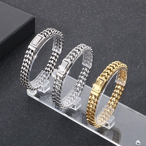 Bracciali da uomo con motivo a freccia in acciaio inossidabile nero, argento e oro