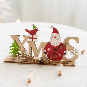 Décoration de table de Noël en bois avec lettrage XMAS et figurines du Père Noël rustique