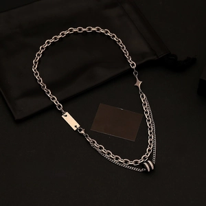 Double-layered star and cylinder pendant necklace in cool punk style for men and women