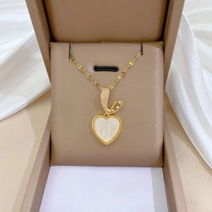 Elegant Heart Pendant Necklace Stainless Steel Chain Copper Shell Rhinestone Shiny Jewelry For Women