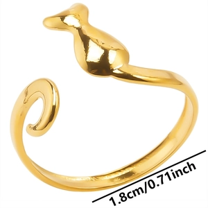 Detail view of adjustable gold cat ring with 1.8cm inner diameter measurement