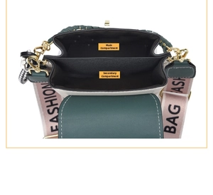 Internal view of the dual-compartment structure and wide strap of the mini square bag