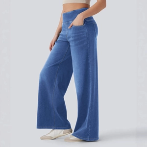 Seitenansicht der blauen Damen-Jeans mit hoher Taille und weitem Bein in Slim-Fit