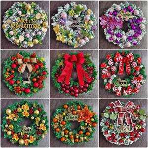 Künstlicher Weihnachtskranz Mit Rentier Schleife Ornamente Kugeln Für Haustür Fenster Weihnachten Party Hängende Dekoration Girlande