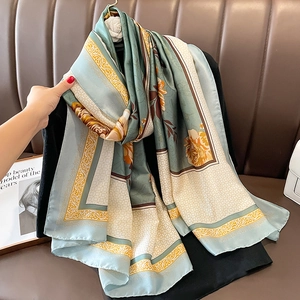 Écharpe Châle Imprimé Floral Pour Femmes Imitation Satin Polyester Large Doux Protection Solaire Plage Élégant Rétro