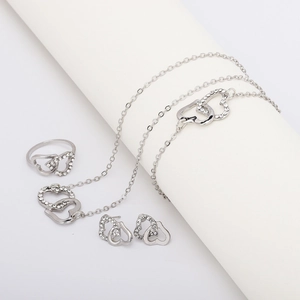 Doppel Herz Ineinandergreifende Legierung Halskette Armband Ohrringe Ring Strass Eingelegt Elegante Romantische Damen Schmuck