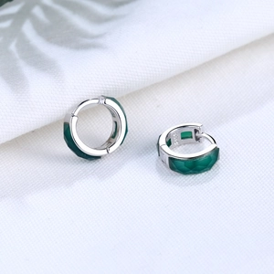 S925 sterling silver hoop earrings featuring geometric green faceted agate stones