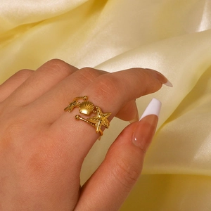 Golden double-layer starfish and scallop shell ring in matte stainless steel for women