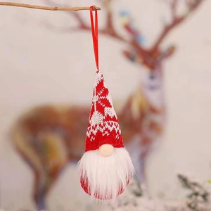 Gnome de Noël suspendu avec bonnet tricoté rouge et barbe blanche pour décoration de sapin