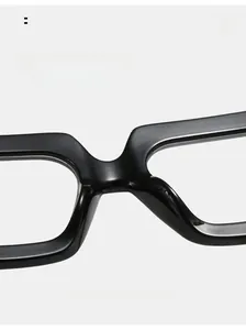 Detail of ergonomic integrated nose pads on black oversized square frame glasses